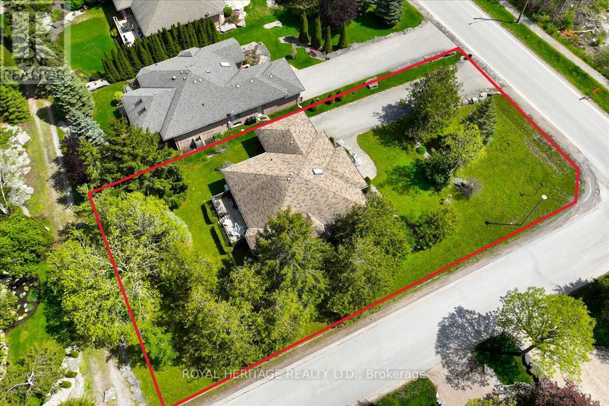 2 MILL STREET, kawartha lakes (bobcaygeon), Ontario