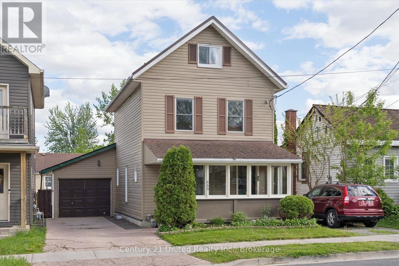 665 FRANK STREET, peterborough (otonabee ward 1), Ontario