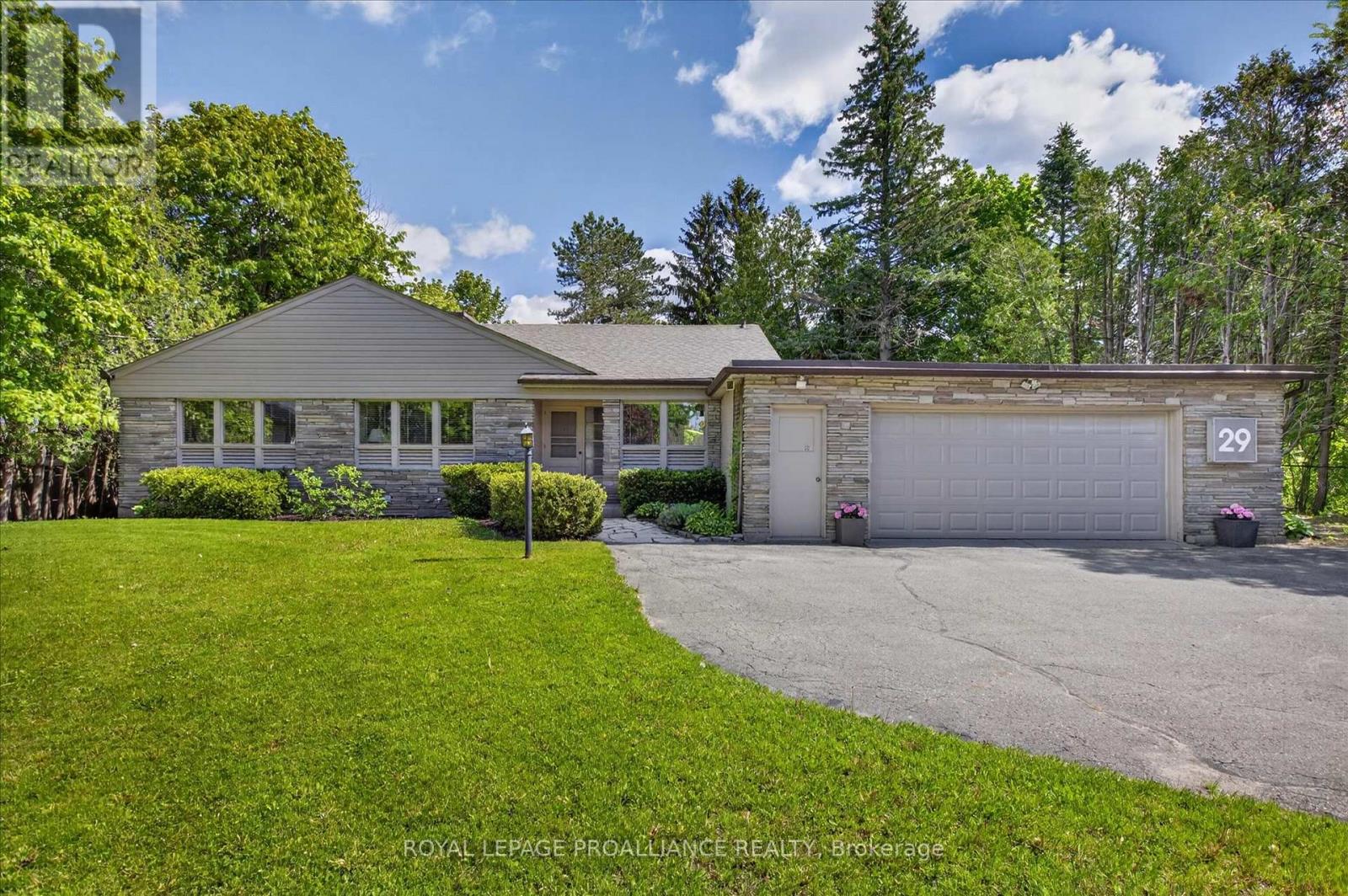 29 MERINO ROAD, peterborough (monaghan ward 2), Ontario