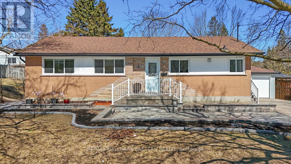 5 FERNDALE AVENUE, peterborough (monaghan ward 2), Ontario