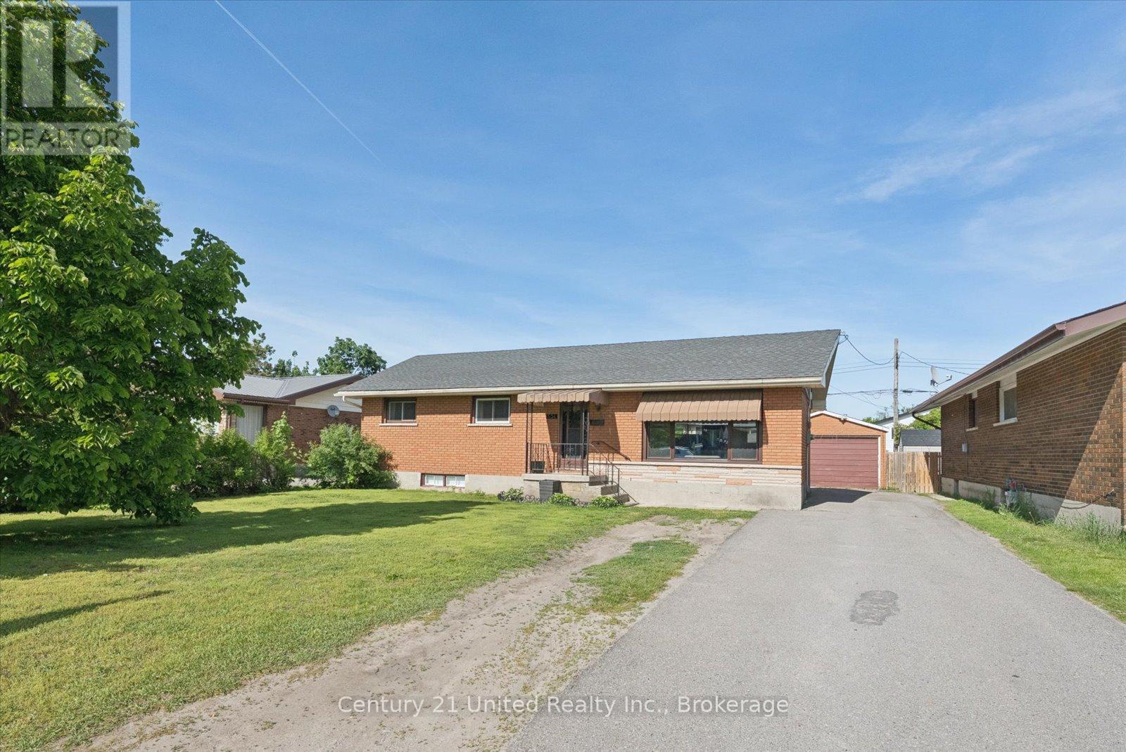 534 ROBERT ROAD, peterborough (otonabee ward 1), Ontario