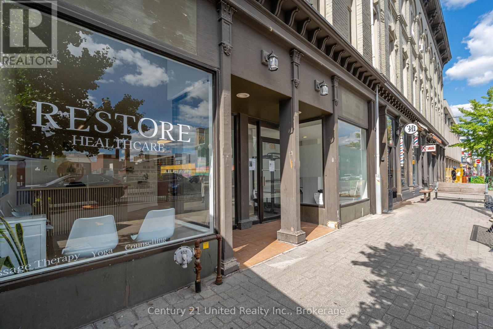 1 - 172.5 HUNTER STREET W, peterborough (town ward 3), Ontario