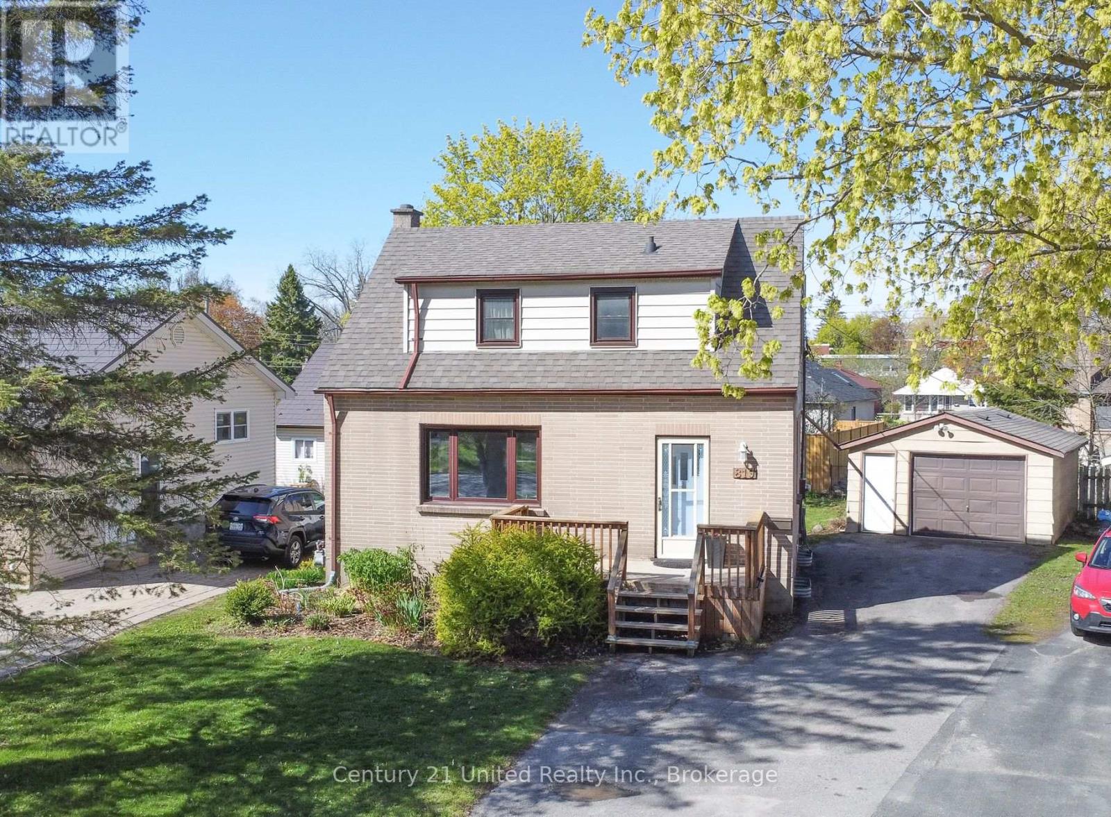 819 ARGYLE STREET, peterborough (northcrest ward 5), Ontario