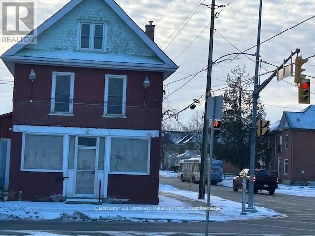 239 PARK STREET N, peterborough (town ward 3), Ontario