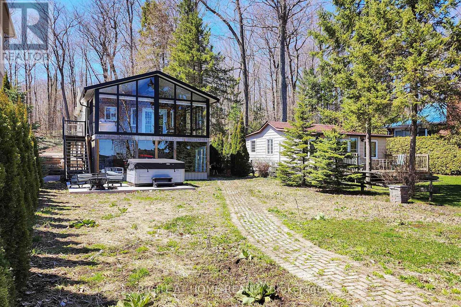 36 HILLS ROAD, kawartha lakes (bobcaygeon), Ontario