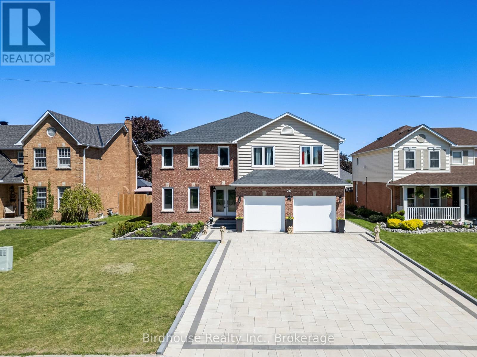 26 WALKER STREET, kawartha lakes (lindsay), Ontario