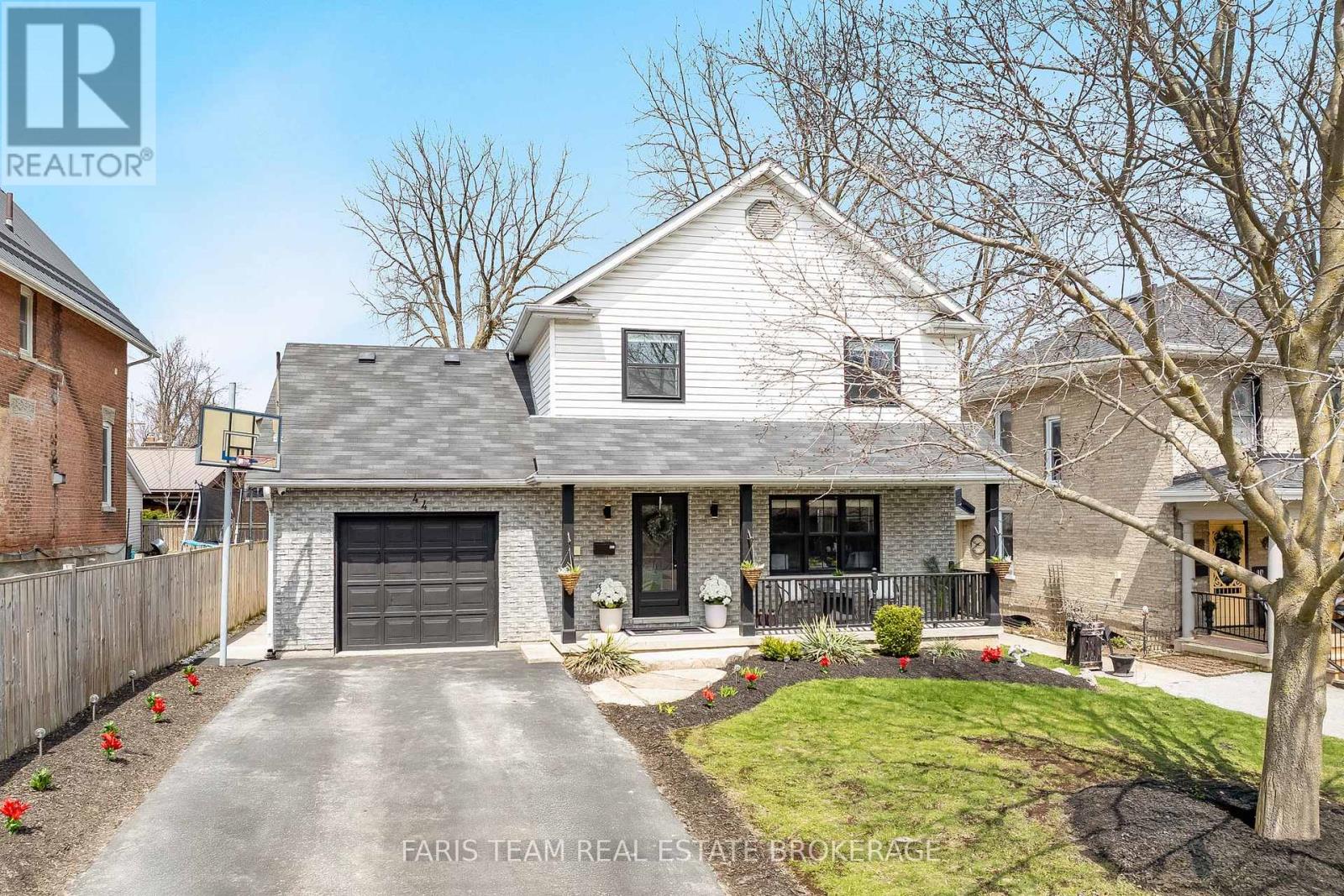 44 REGENT STREET, kawartha lakes (lindsay), Ontario