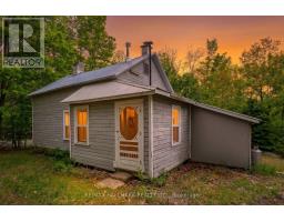 1005 LEARNERS LANE, minden hills (lutterworth), Ontario