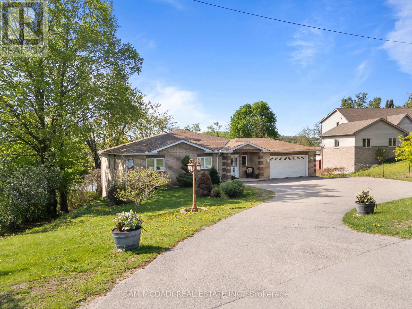84 MARYLAND DRIVE, selwyn, Ontario