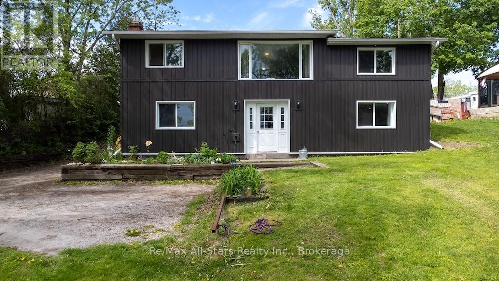 9 RIVERSIDE DRIVE, kawartha lakes (ops), Ontario