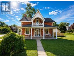 135 COLBORNE STREET, kawartha lakes (fenelon falls), Ontario