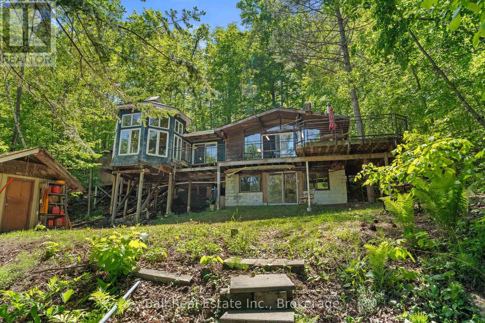 1021 SPENCER'S TRAIL, highlands east (glamorgan), Ontario