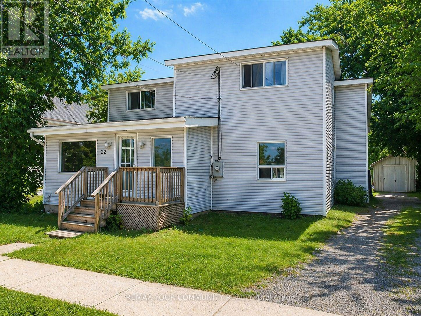 MAIN FLOOR - 22 CLIFTON STREET, kawartha lakes (fenelon falls), Ontario
