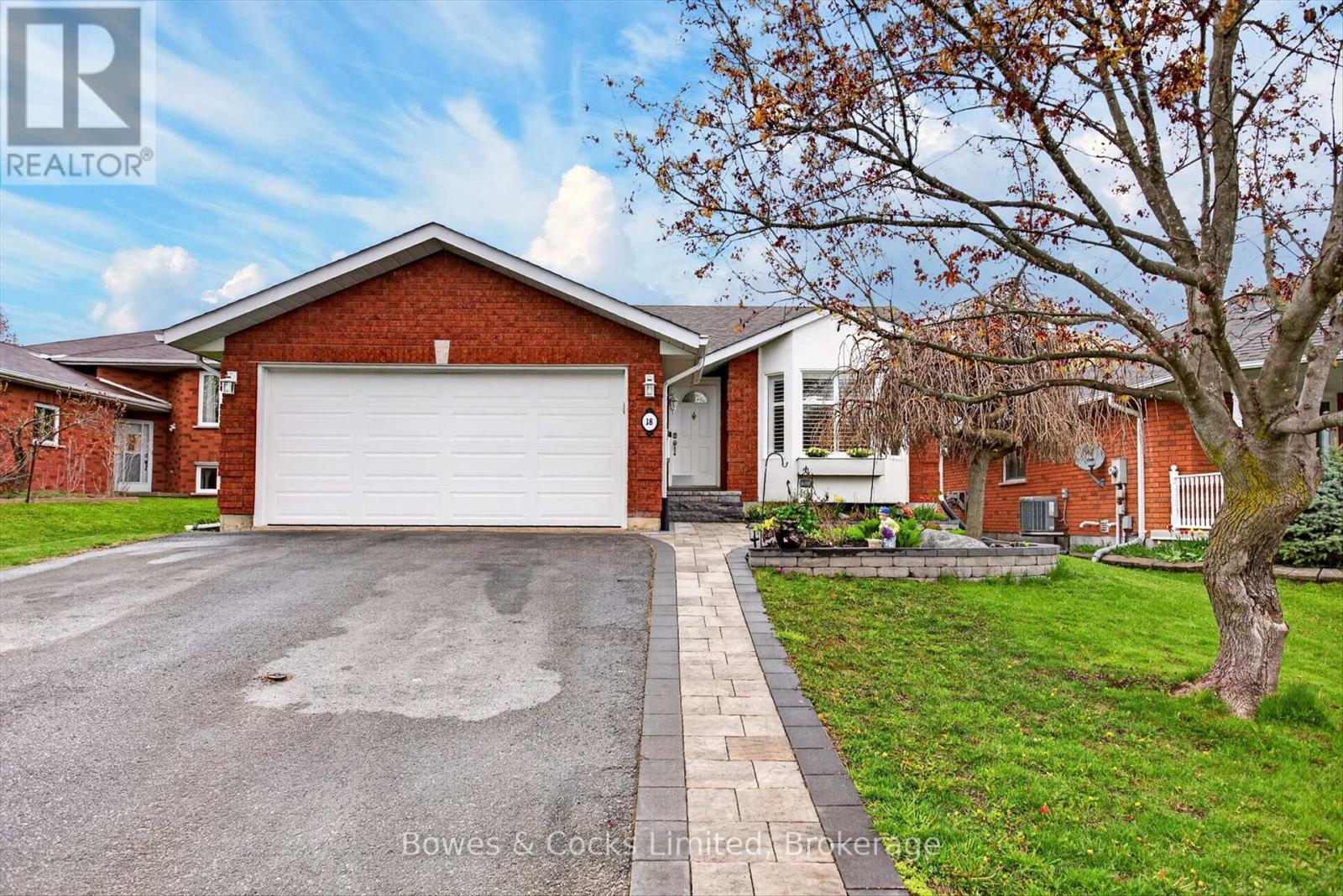 18 WINTERGREEN COURT, peterborough (monaghan ward 2), Ontario