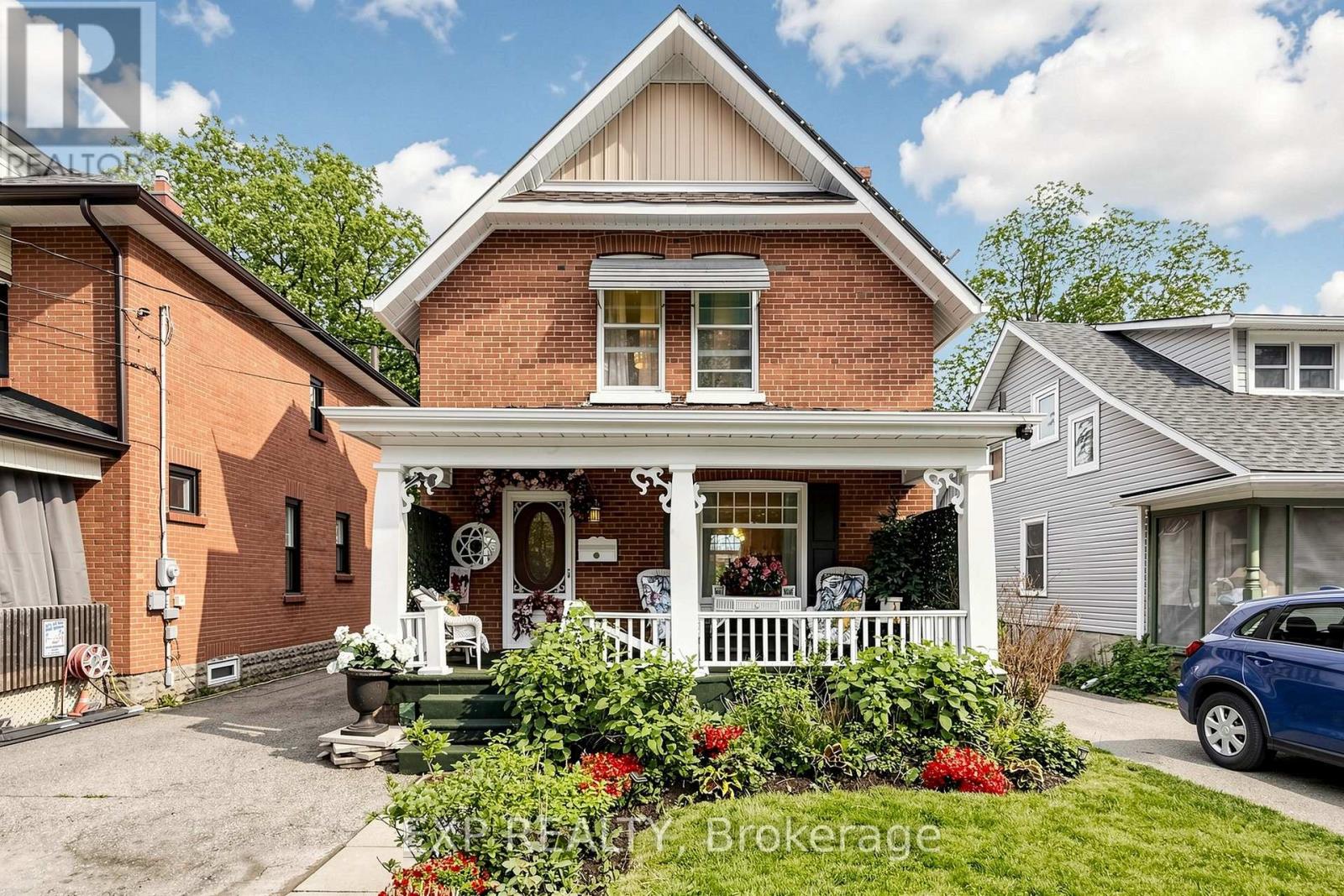 28 SIMCOE STREET, kawartha lakes (lindsay), Ontario