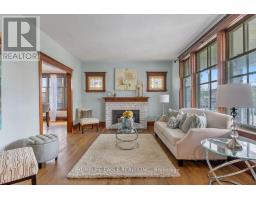 54 WELLINGTON STREET, kawartha lakes (lindsay), Ontario