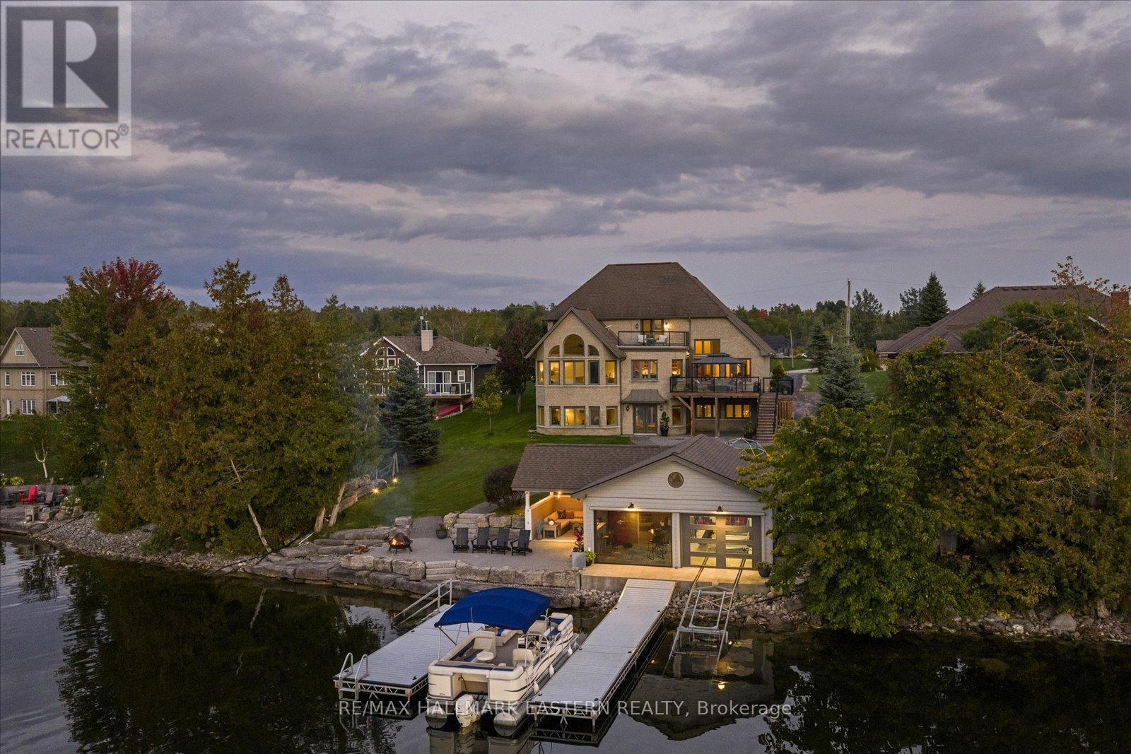 2112 TRUMAN DRIVE, selwyn, Ontario