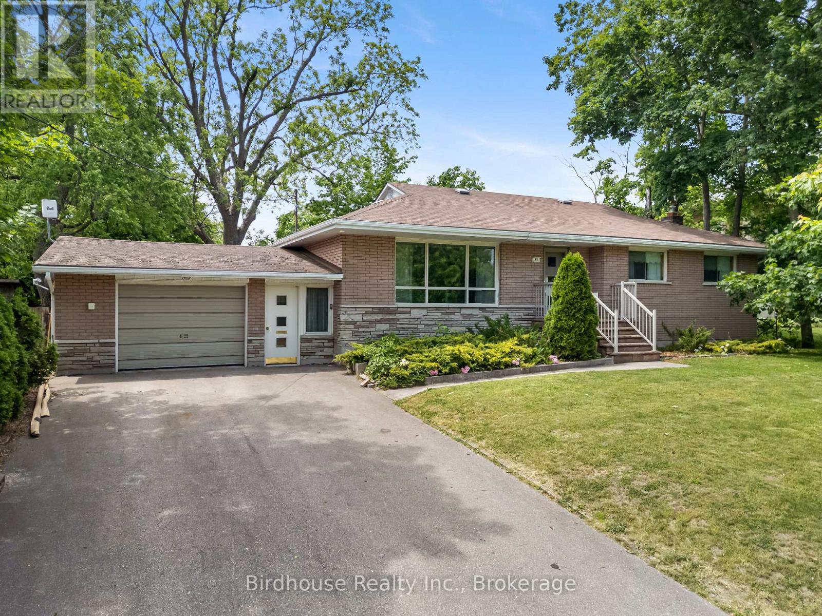 65 VICTORIA AVENUE N, kawartha lakes (lindsay), Ontario
