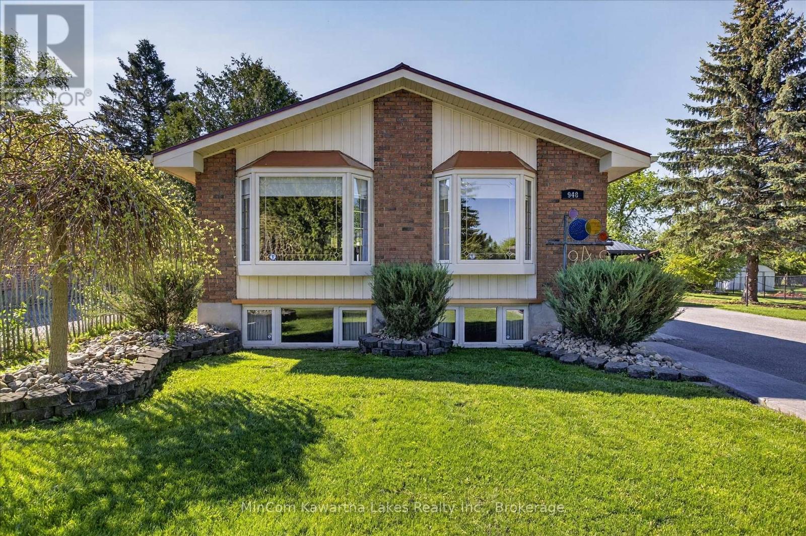 948 ST PAULS STREET, peterborough (northcrest ward 5), Ontario