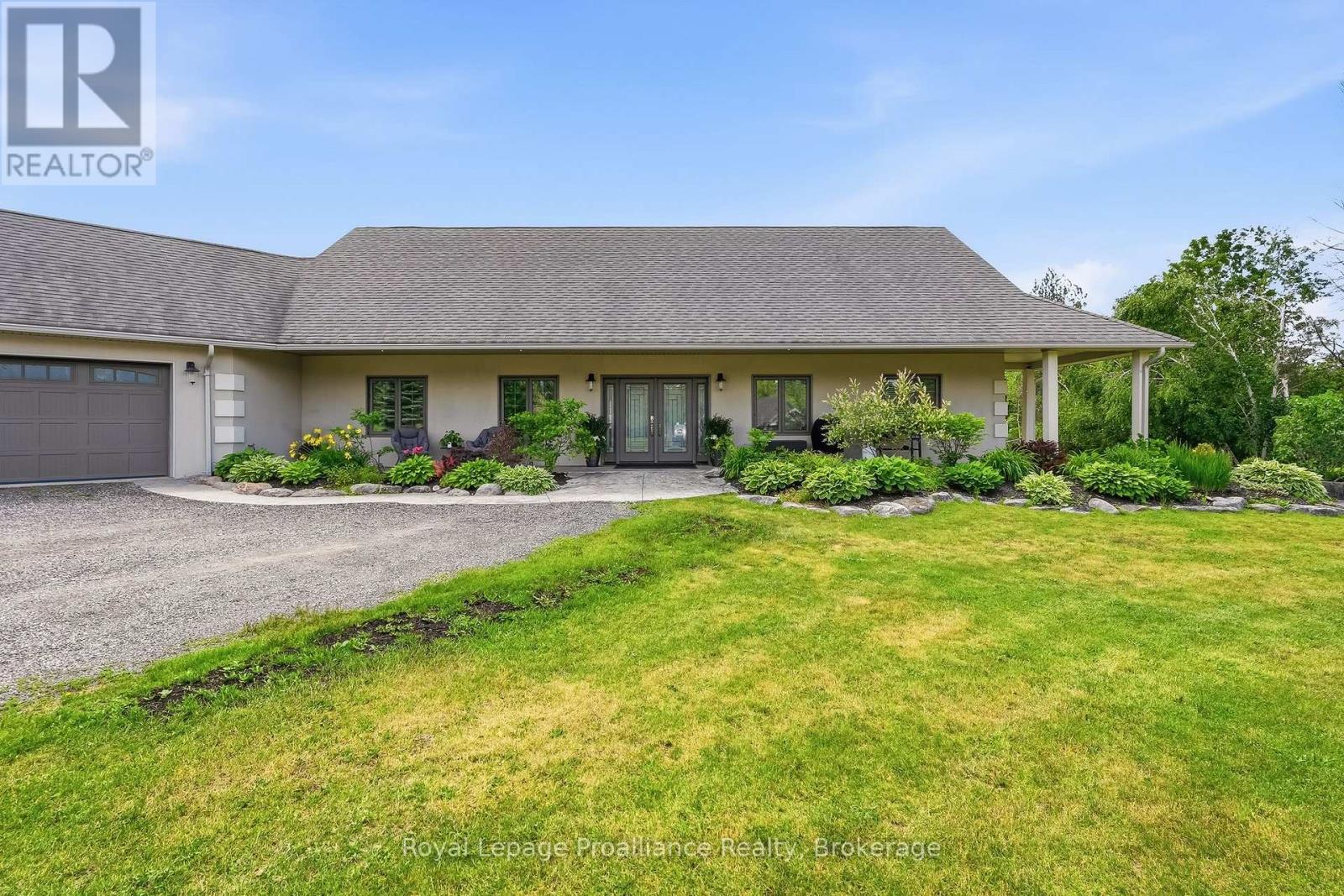 1646 HARRIET LANE, selwyn, Ontario