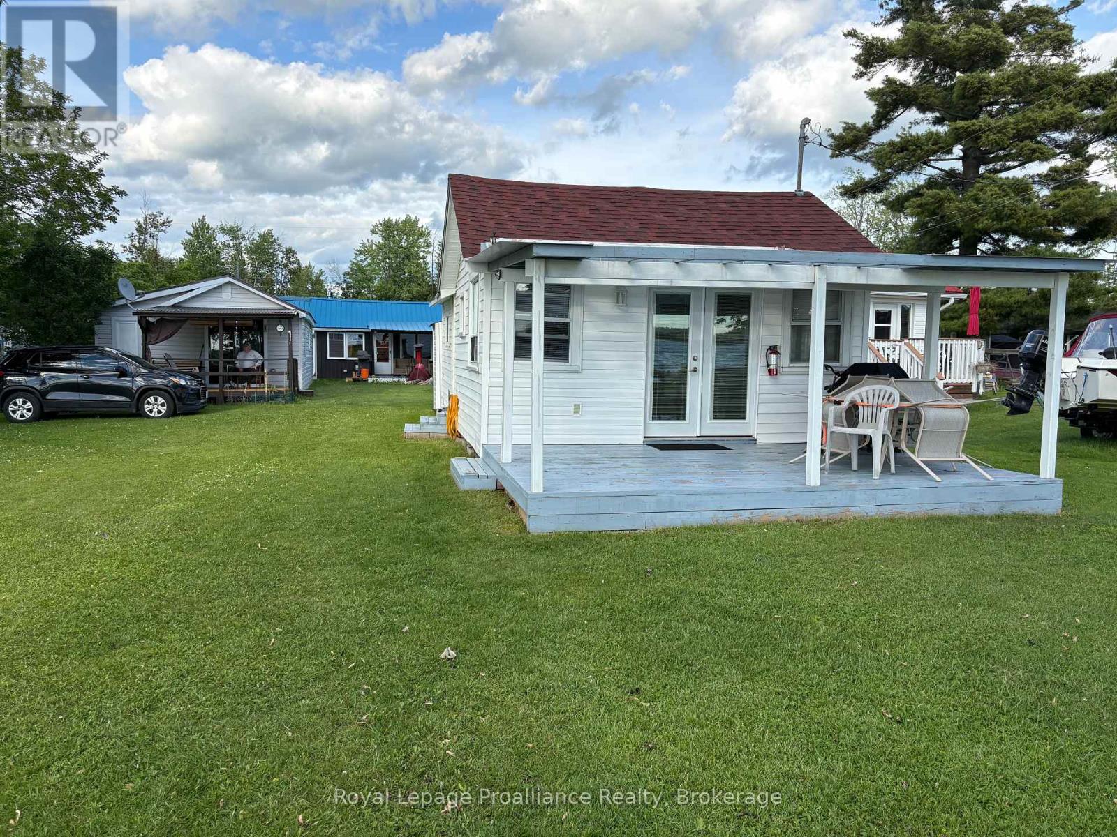 15 - 22 LAKE ROAD, trent hills, Ontario