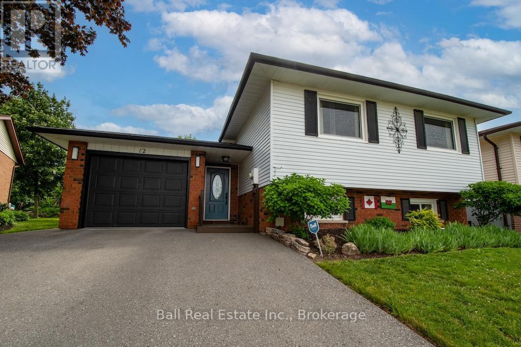 12 LAKEFIELD COURT, selwyn, Ontario