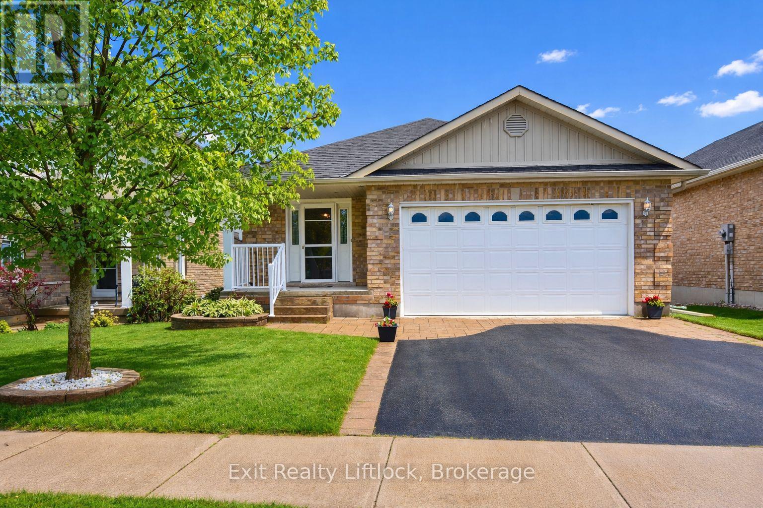 1724 GLENFOREST BOULEVARD, peterborough (monaghan ward 2), Ontario