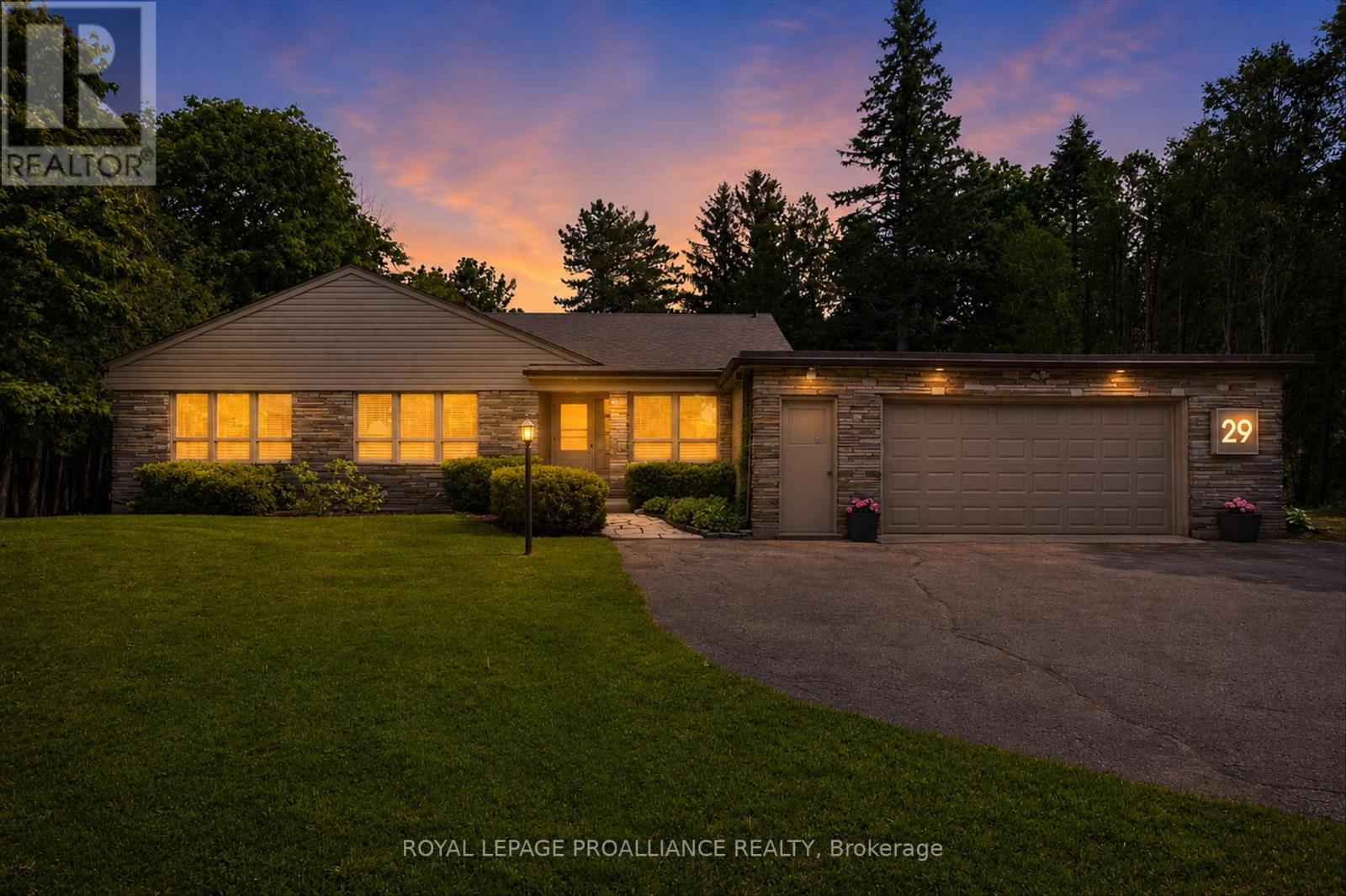 29 MERINO ROAD, peterborough (monaghan ward 2), Ontario