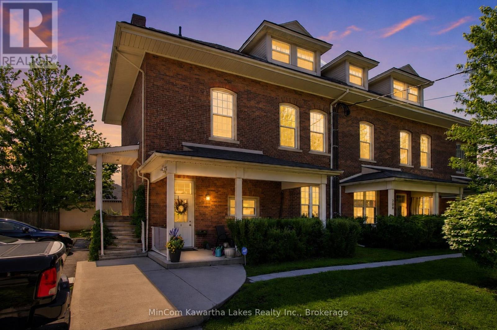 4 - 760 GEORGE STREET N, peterborough (northcrest ward 5), Ontario