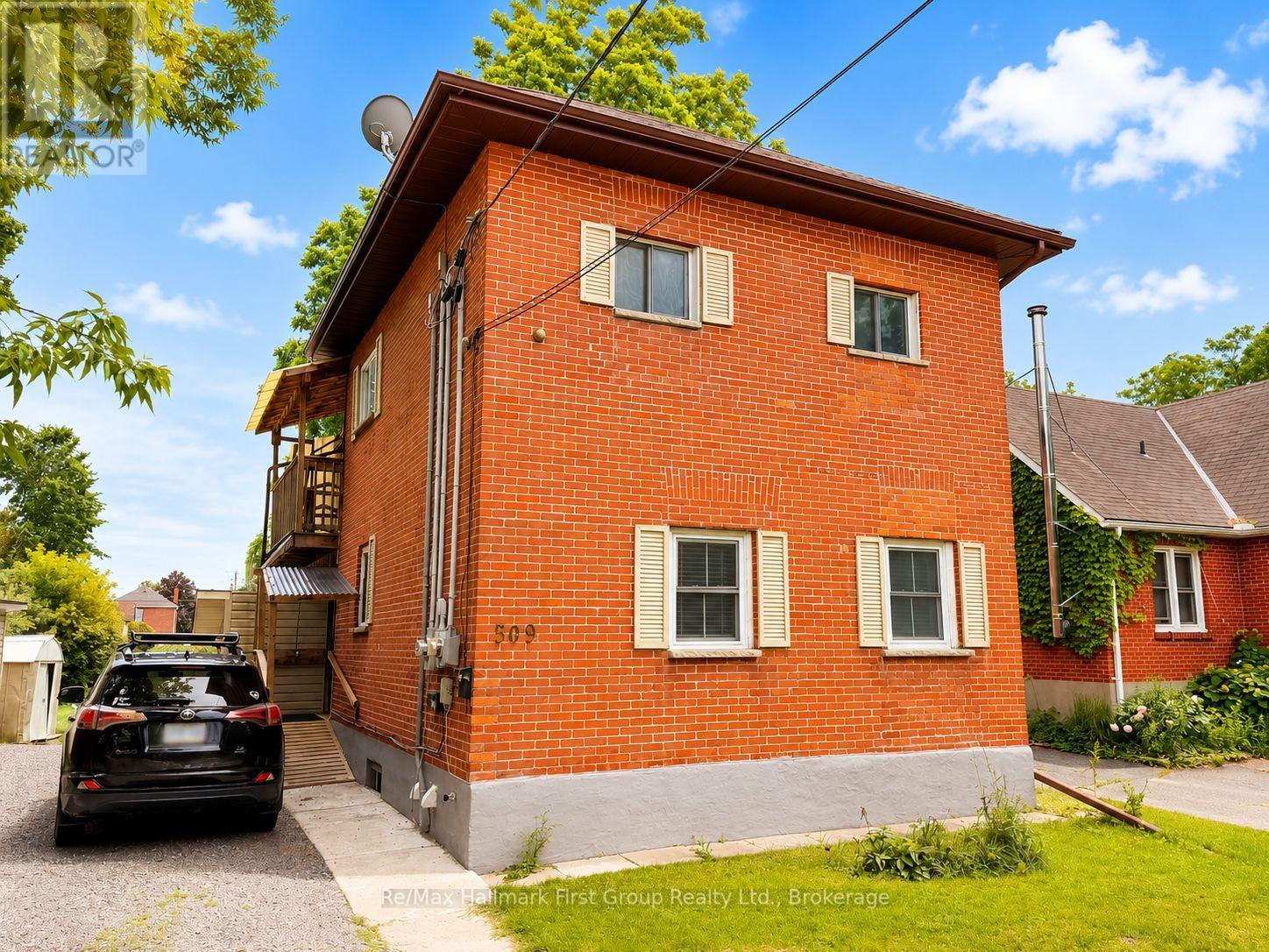 UPPER - 509 PARNELL STREET, peterborough (town ward 3), Ontario